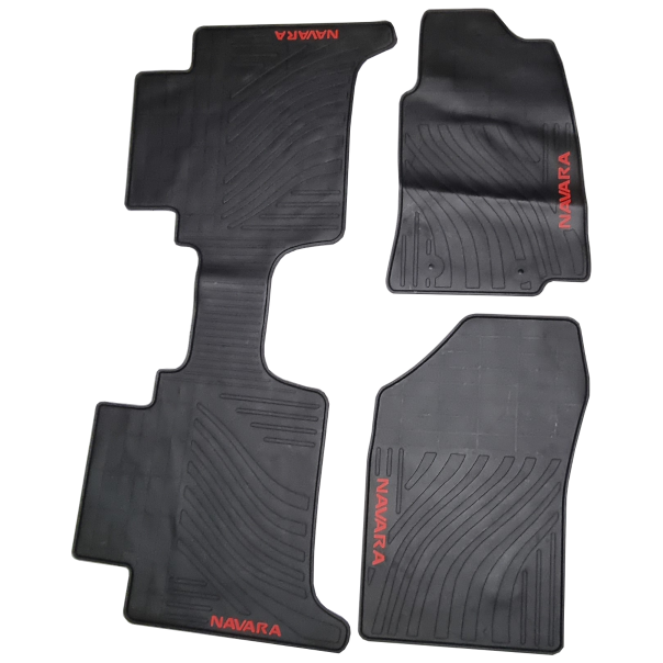 NISSAN NAVARA 2017+ RUBBER MATS