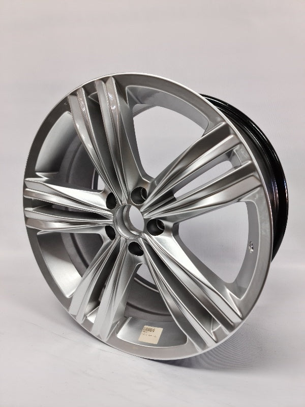 17X7.35 5X100 AV31