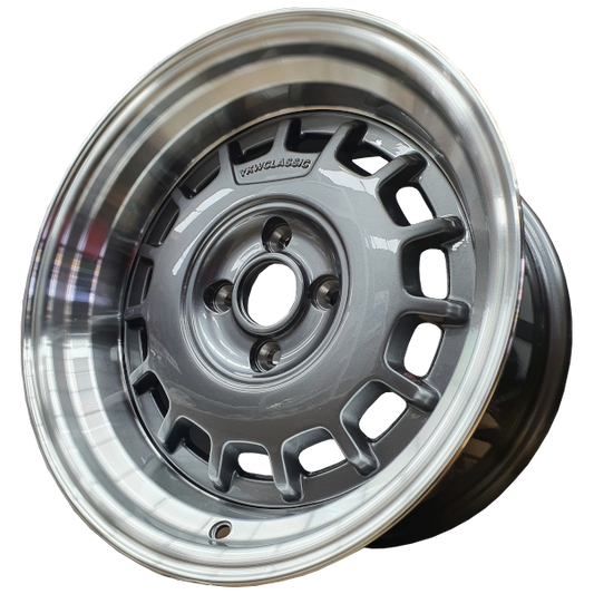 15X8.25 4X100