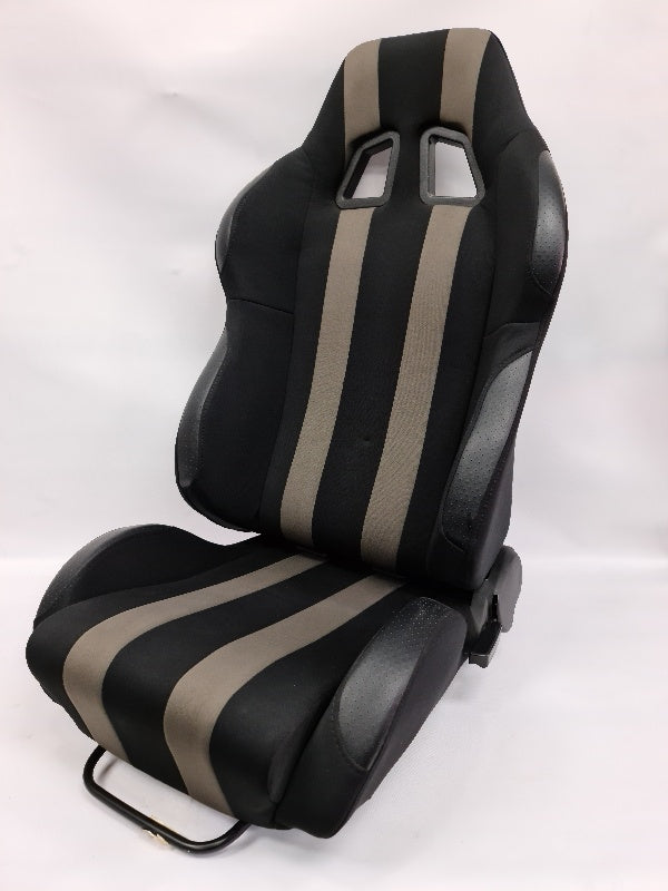 RACING SEATS GREY STRIPE
